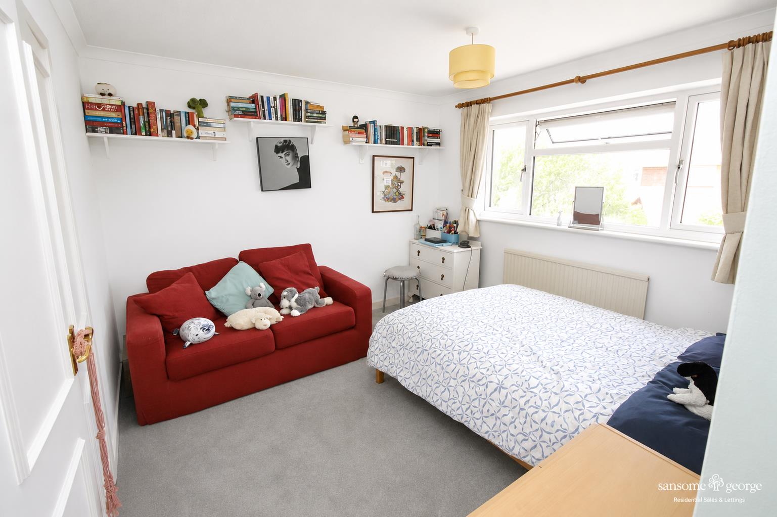 Cowslip Close, Tilehurst, Reading